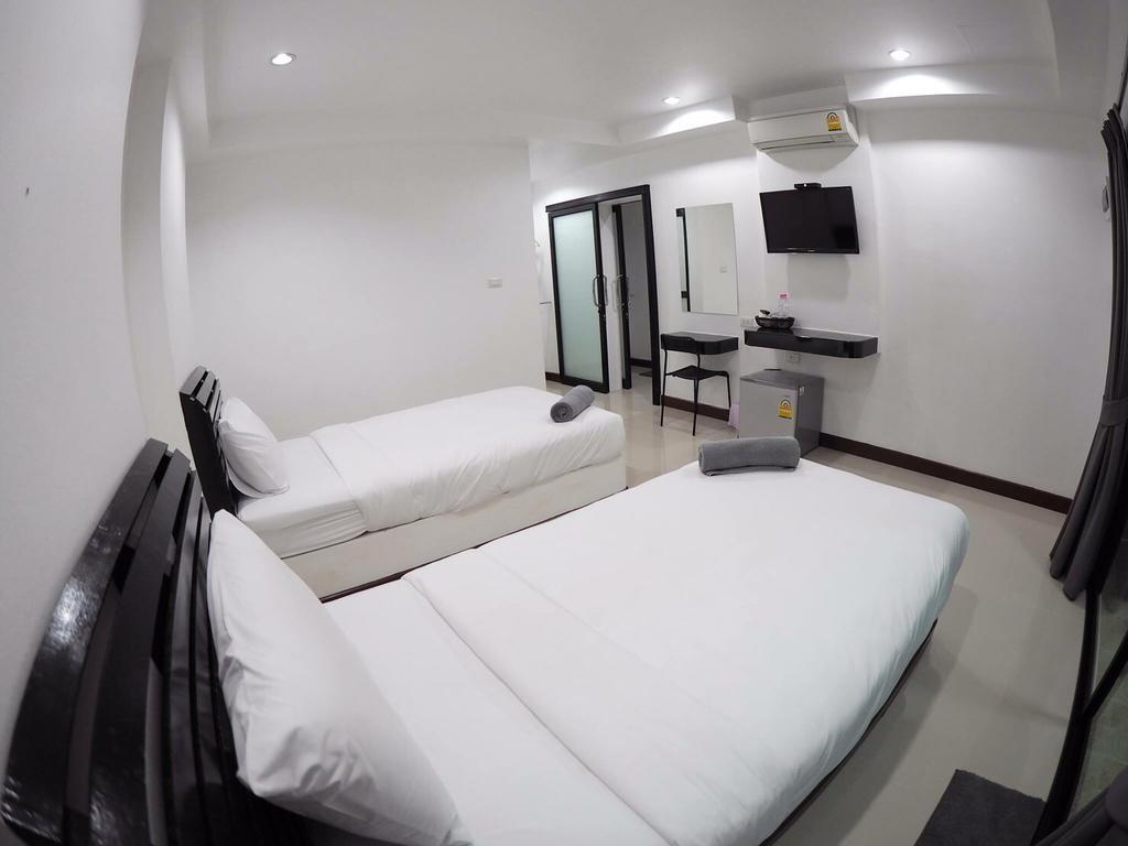 B.M.P Resort Khao Lak Exterior photo